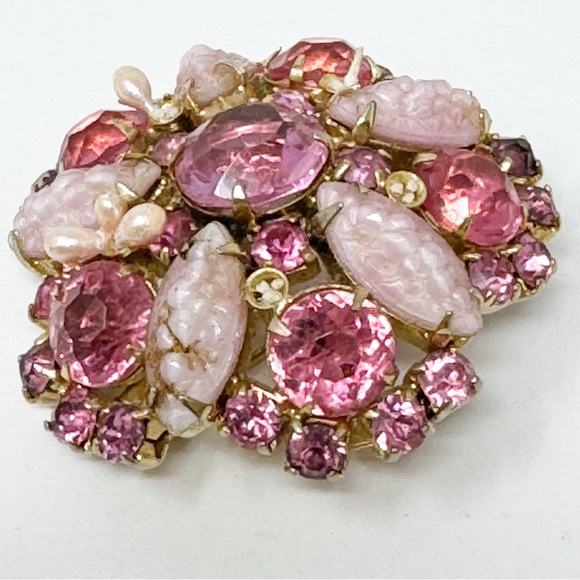 Beautifully Rose Quartz Pink Rhinestone Brooch Pin - Picture 3 of 10